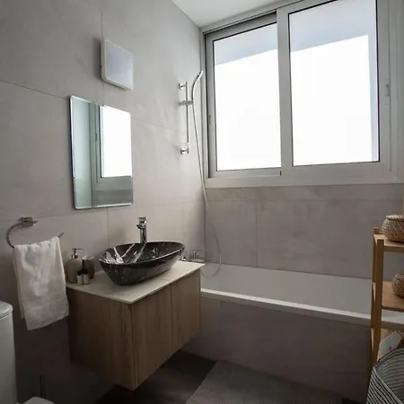 Brand New 2-floor With Private Swimming Pool *