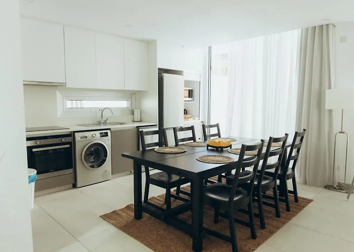 Brand New 2-floor With Private Swimming Pool *