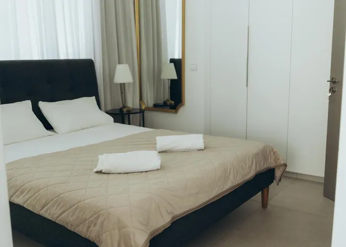 Brand New 2-floor With Private Swimming Pool *