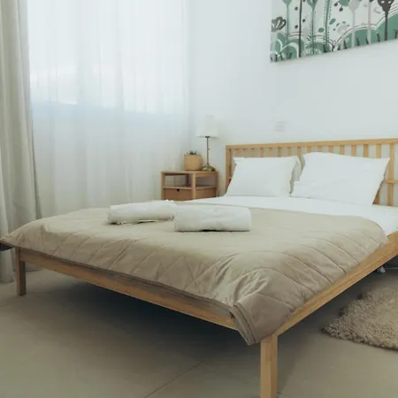 Brand New 2-floor With Private Swimming Pool