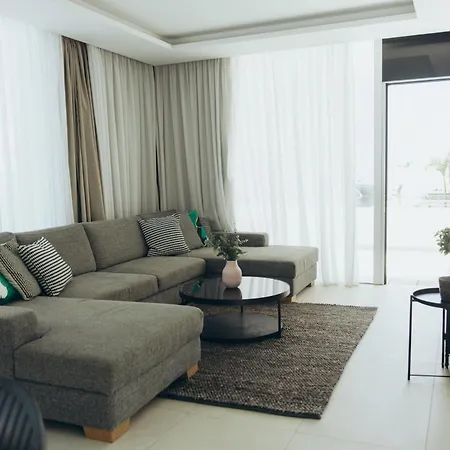 Brand New 2-floor With Private Swimming Pool Villa *