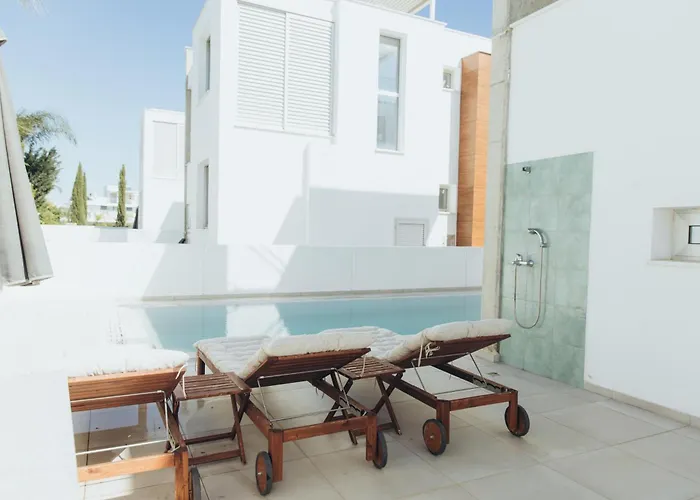 Brand New 2-floor With Private Swimming Pool Villa