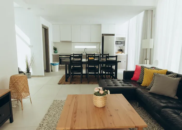 ヴィラ Brand New 2-floor With Private Swimming Pool プロタラス