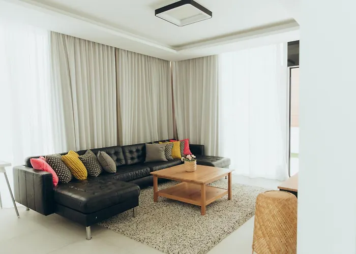 Brand New 2-floor With Private Swimming Pool *